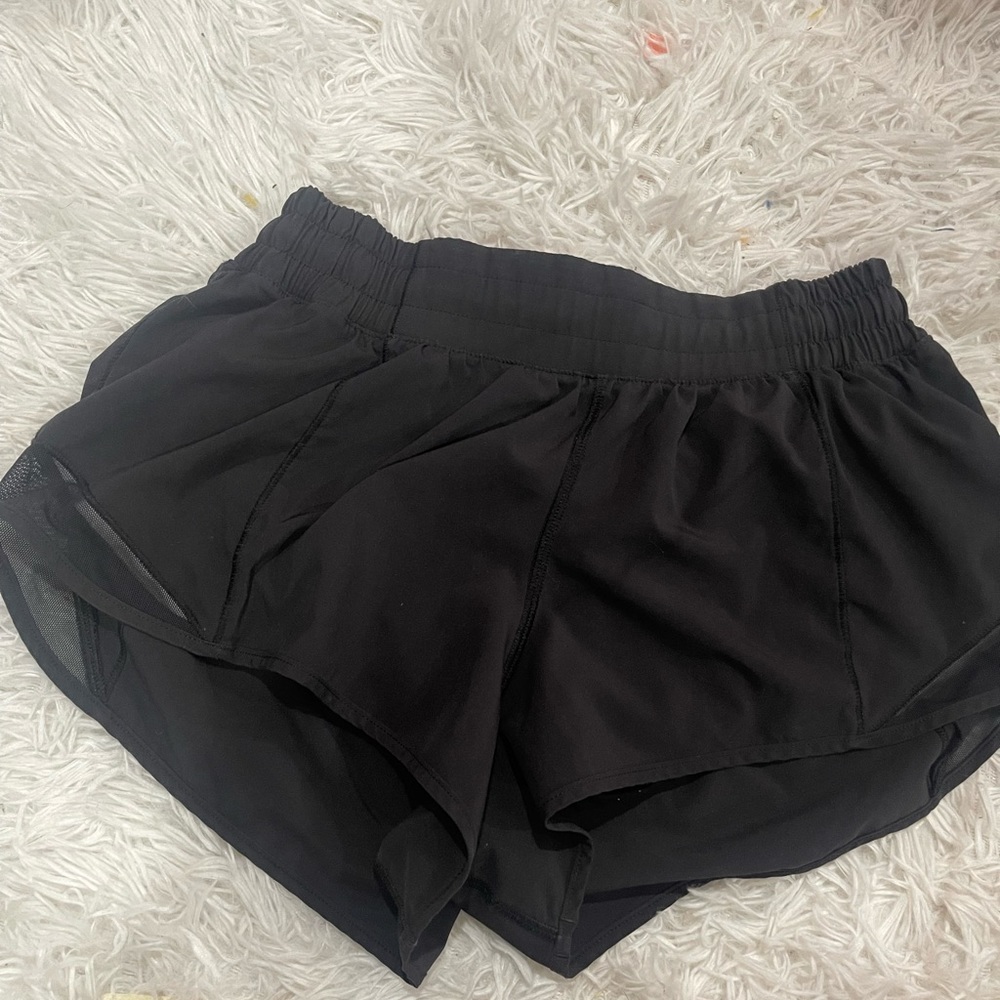 Shorts lululemon size 6 very good condition